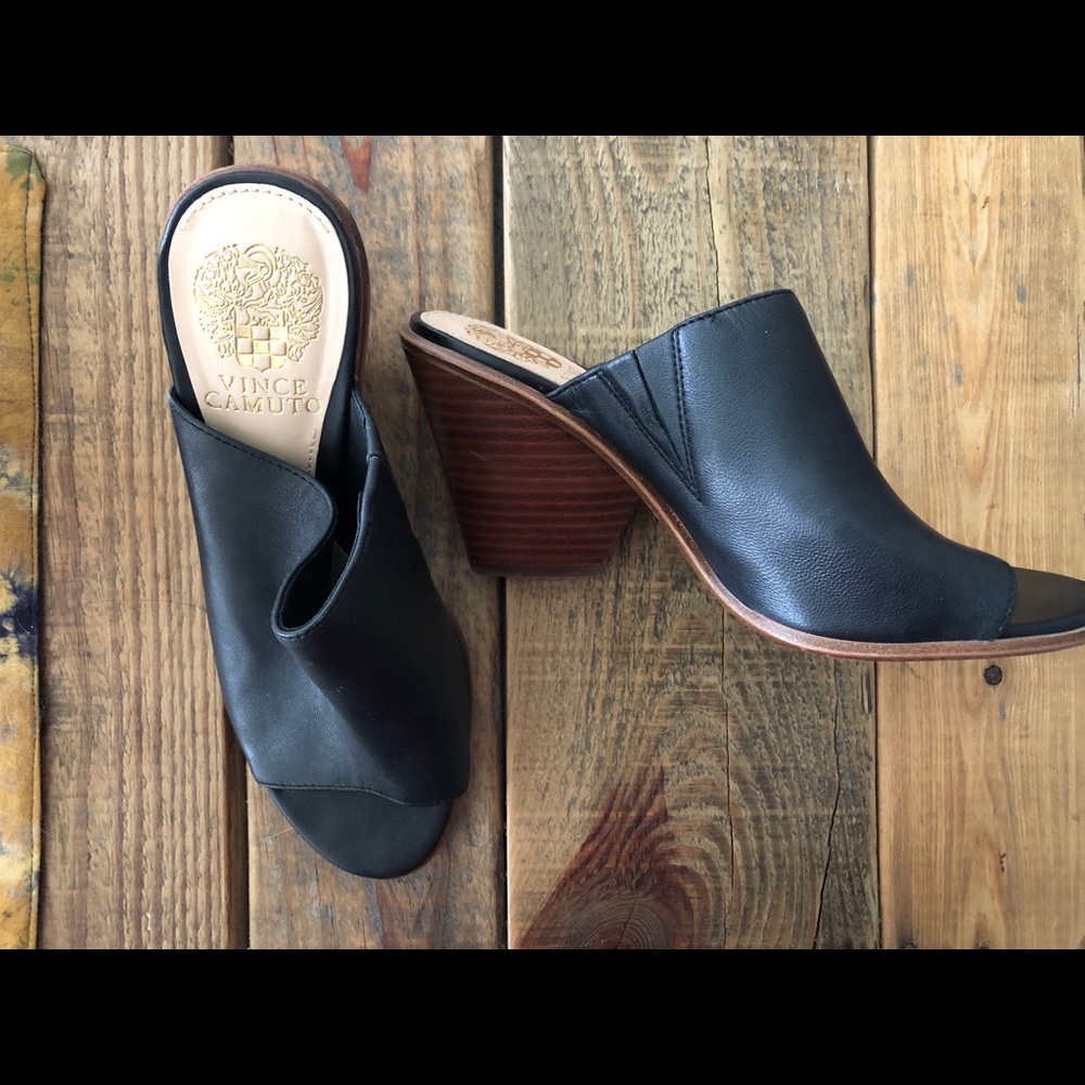 Vince Camuto mules
